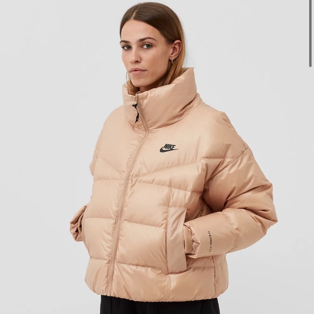Nike Women's Sportswear Therma-FIT City Jacket